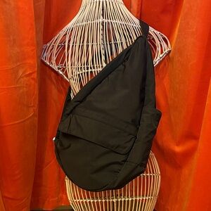 Sleek Black Shoulder Bag